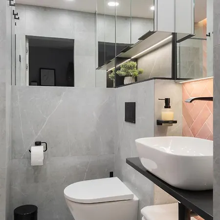 Avaparts Rose * Jastarnia